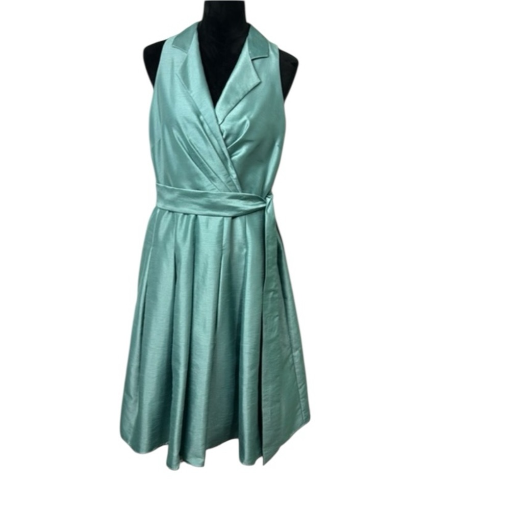 Jones Wear Dress Seafoam Green Collard Pleated Dress Size 16